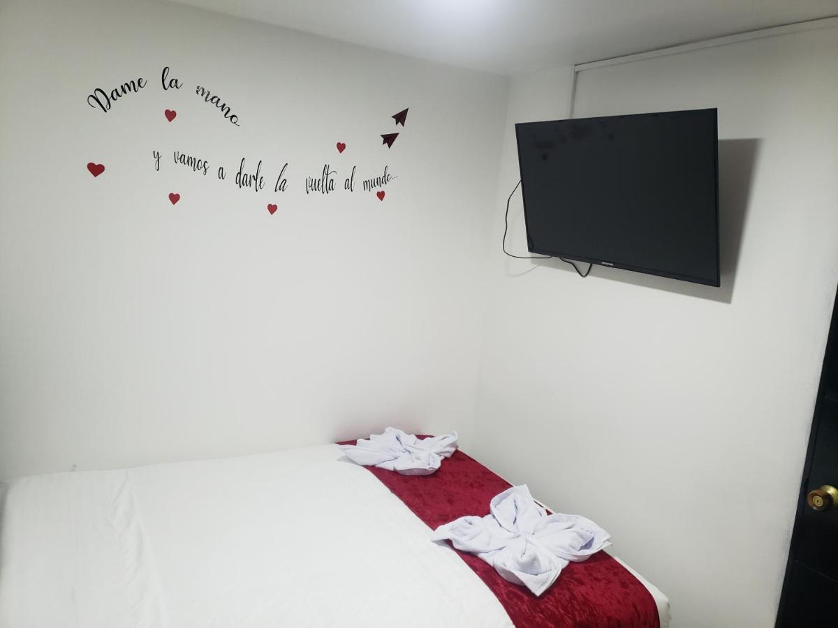 Aw Hotel American Travel Богота Екстериор снимка